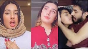 pakistani influencer viral video link || minahil malik orginal viral video clip || minahil viral video twitter link